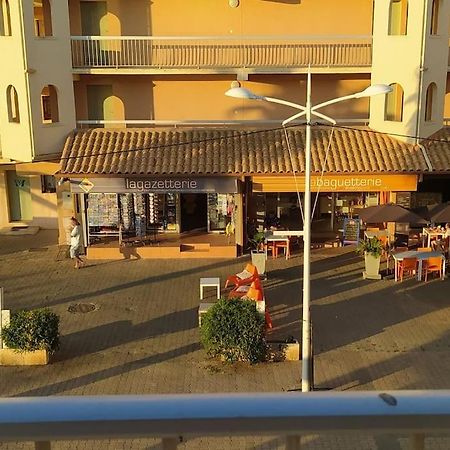 Joli Appartement Avec Grande Et Belle Terrasse, Au Pied De La Plage Du Grazel! グリュイッサン エクステリア 写真