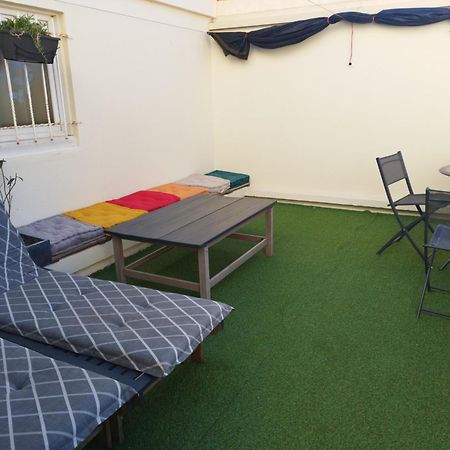 Joli Appartement Avec Grande Et Belle Terrasse, Au Pied De La Plage Du Grazel! グリュイッサン エクステリア 写真