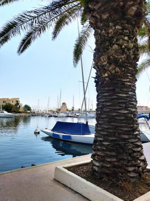 Joli Appartement Avec Grande Et Belle Terrasse, Au Pied De La Plage Du Grazel! グリュイッサン エクステリア 写真