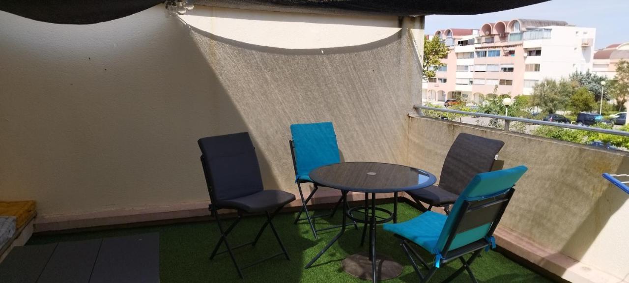 Joli Appartement Avec Grande Et Belle Terrasse, Au Pied De La Plage Du Grazel! グリュイッサン エクステリア 写真